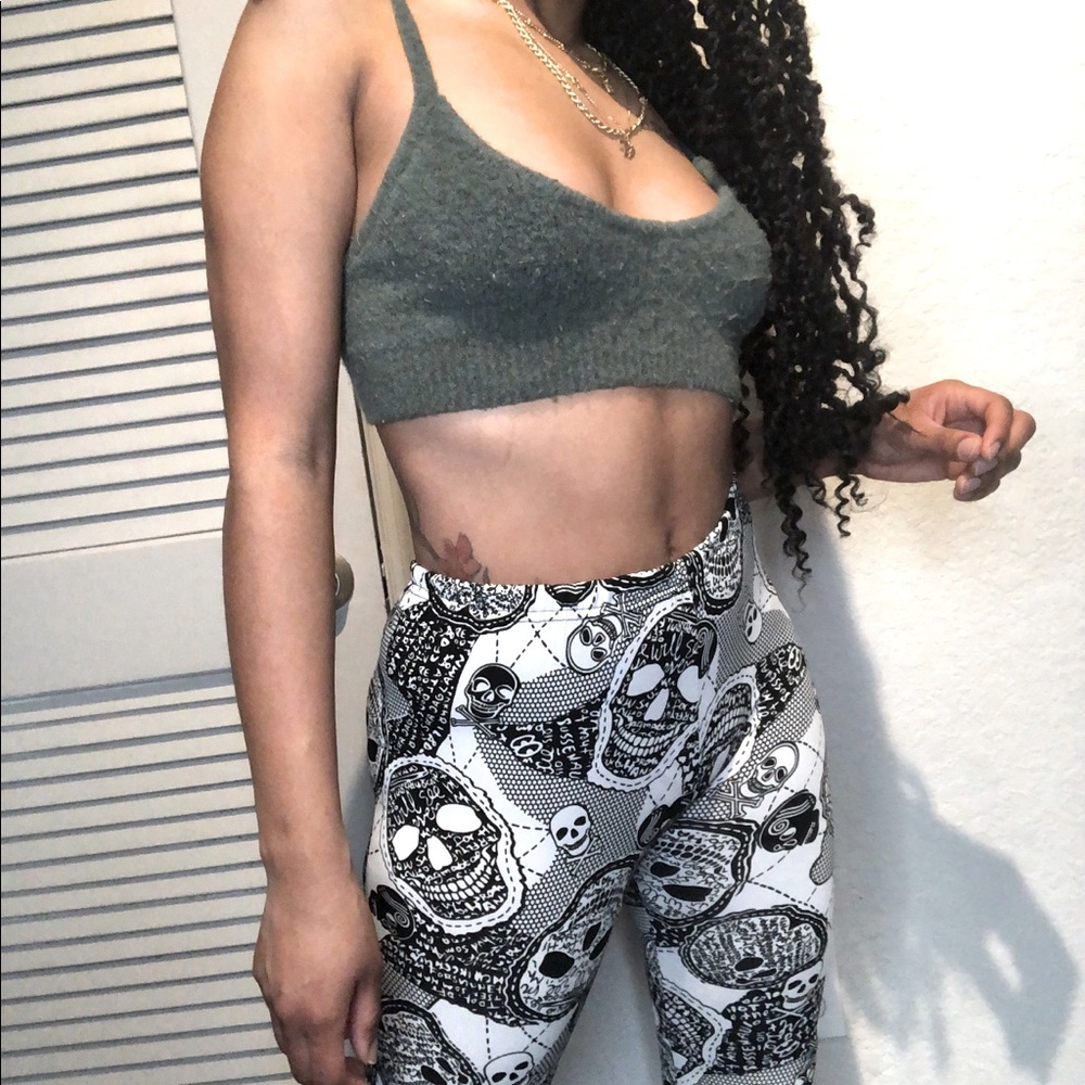 🍂Black & White Skull Leggings XSmall